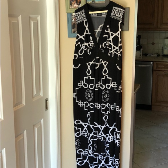 en focus Dresses & Skirts - Ladies black and white patterned maxi sundress